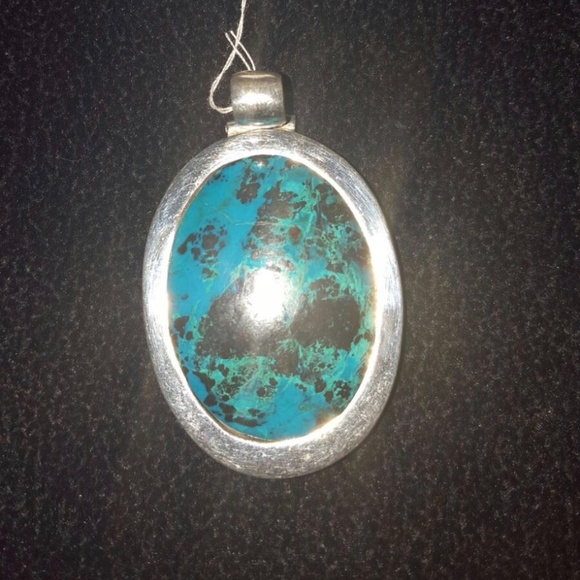 Jewelry - NEW Solid Peruvian Silver Pendant